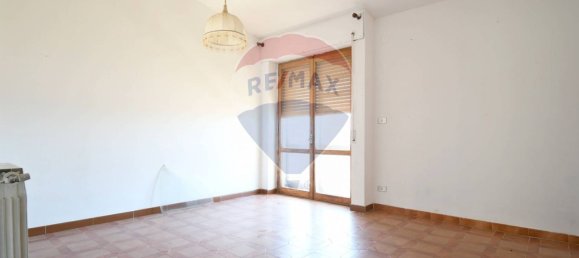 6 rooms Apartment in Macomer, Italy No. 361996 12