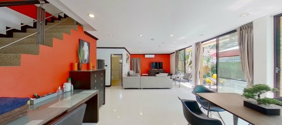 2 bedrooms Villa in Pattaya, Thailand No. 64467 2