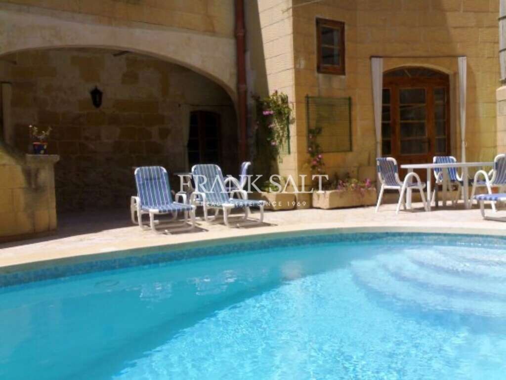 3 bedrooms Farm in Gharb, Malta No. 5819