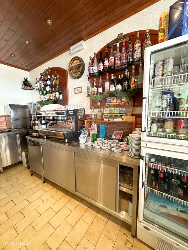 Propriété commerciale à Cartaxo, Portugal 125m² No. 64964