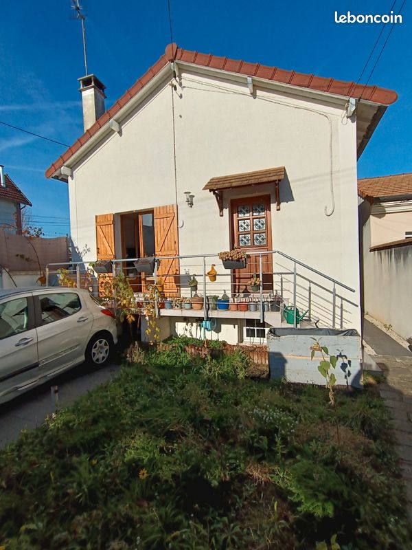 3 bedrooms House in Houilles, France No. 319438