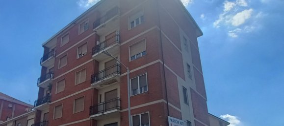 2 bedrooms Apartment in Moncalieri, Italy No. 354269 2
