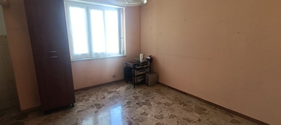 2 bedrooms Apartment in Moncalieri, Italy No. 354269 10