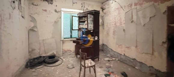 6 rooms House in Santa Marinella, Italy No. 72723 26