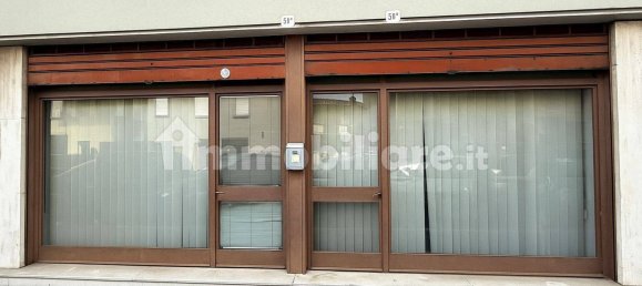 2-Zimmer Gewerbliche Immobilie in Udine, Italy, Nr. 292146 2