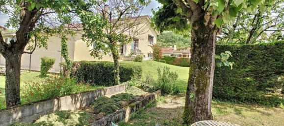 4 bedrooms House in Mirande, France No. 190329 2