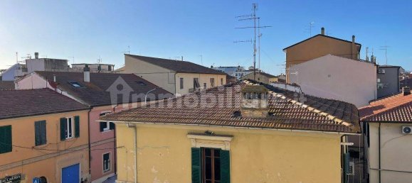 2 bedrooms Apartment in Grosseto, Italy No. 215270 2