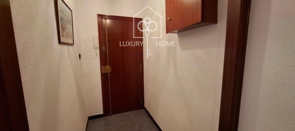 Apartamento de 4 dormitorios en Viladecans, Spain No. 139240 4