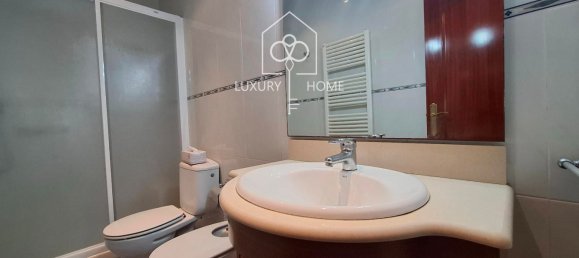 Apartamento de 4 dormitorios en Viladecans, Spain No. 139240 9