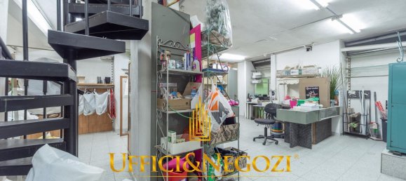 116m² Commercial property in Milan, Italy No. 333264 10