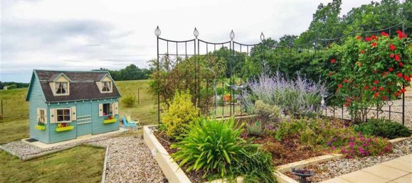 4 bedrooms House in Duras, France No. 16957 2