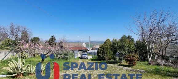 Casa de 4 habitaciónes en Guardiagrele, Italy No. 35043 41