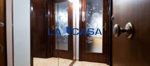 3 bedrooms Apartment in L'Hospitalet de Llobregat, Spain No. 142424 10