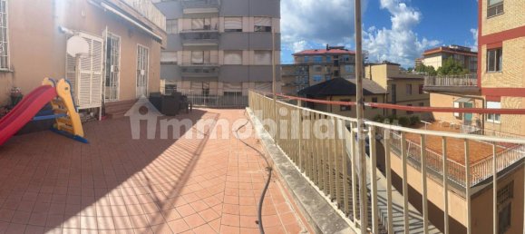 3 bedrooms Apartment in Frosinone, Italy No. 333831 9