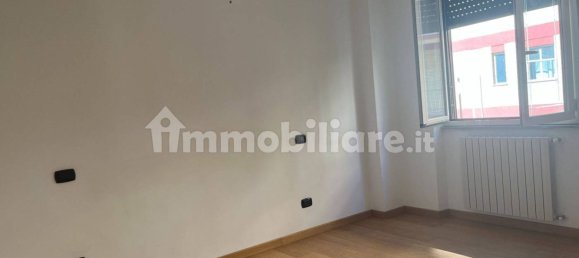 3 bedrooms Apartment in Frosinone, Italy No. 333831 5