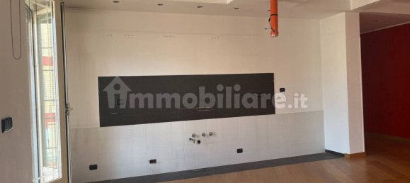 3 bedrooms Apartment in Frosinone, Italy No. 333831 2