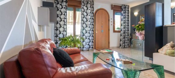 4 غرف نوم شقة في San Clemente, Italy رقم 316785 21