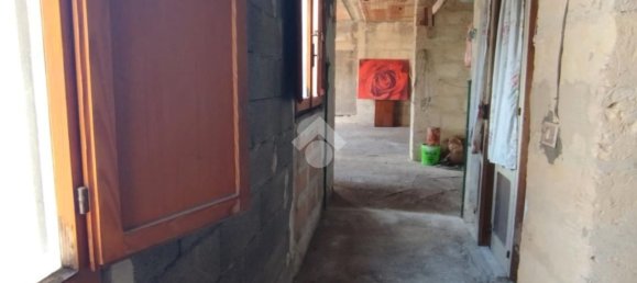 Квартира с 2 комнатами в Альтамура, Италия № 233913 4