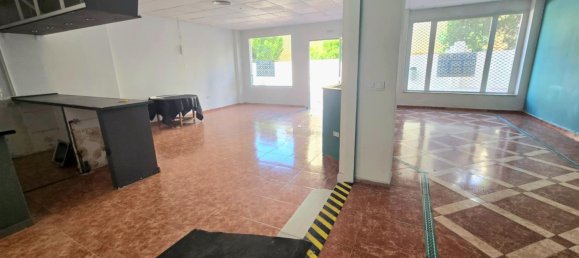 Коммерческая недвижимость 98м² в Торремолинос, Испания № 134022 4