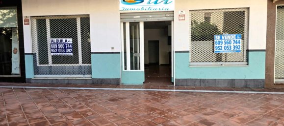 Коммерческая недвижимость 98м² в Торремолинос, Испания № 134022 16