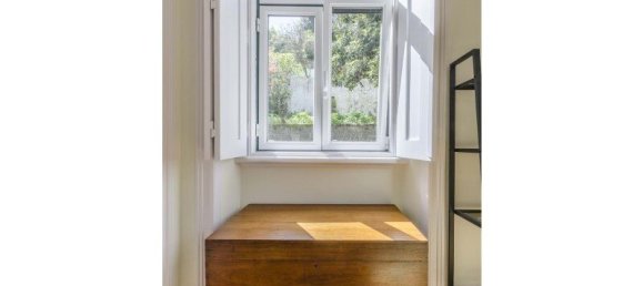 755m² Building in Lisbon, Portugal No. 120185 10