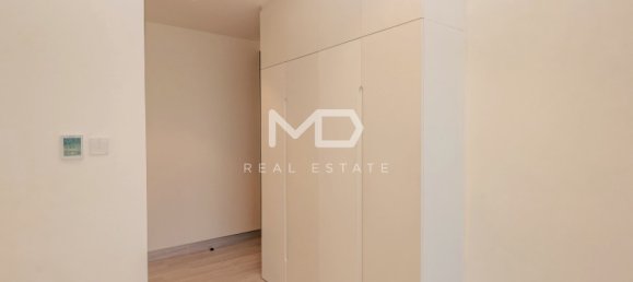 4 bedrooms Villa in Abu Dhabi, UAE No. 47598 41