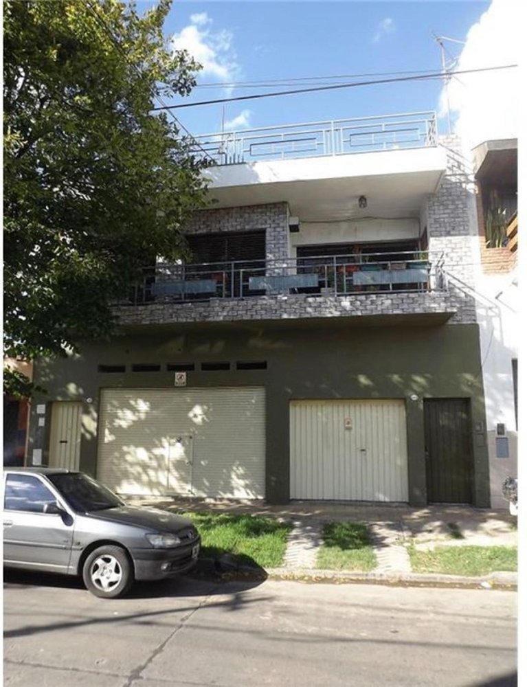 3 bedrooms House in Vicente Lopez, Argentina No. 18911