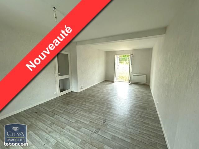 Casa de 4 dormitorios en Panazol, France No. 98707