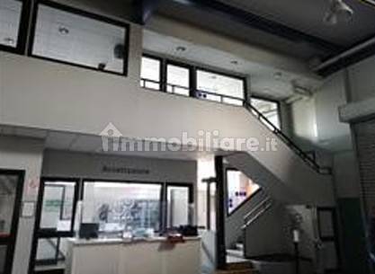 5-salle Entrepôt à Milazzo, Italy No. 300425