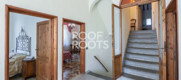 6 bedrooms Villa in Vinci, Italy No. 313959 14