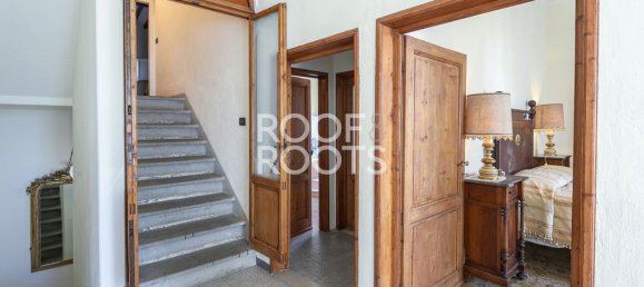 6 bedrooms Villa in Vinci, Italy No. 313959 23