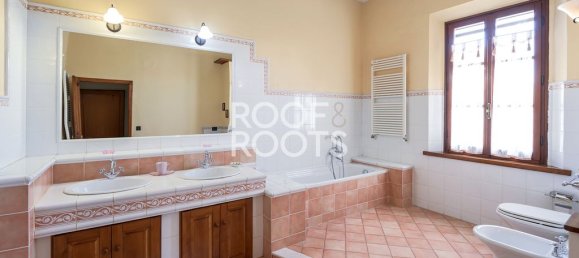 6 bedrooms Villa in Vinci, Italy No. 313959 29