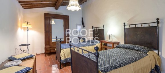 6 bedrooms Villa in Vinci, Italy No. 313959 26