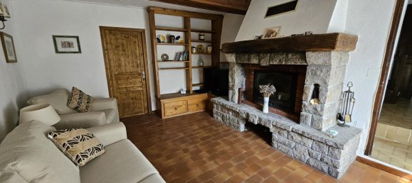 3 bedrooms House in Lunas, France No. 38071 8