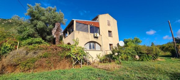 3 bedrooms House in Lunas, France No. 38071 3