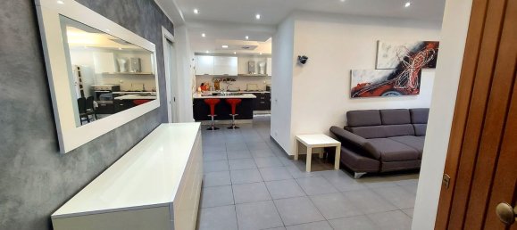 3 rooms Apartment in Melilli, Italy No. 269743 4