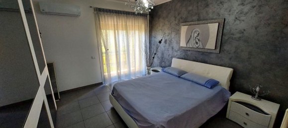 3 rooms Apartment in Melilli, Italy No. 269743 20