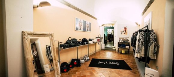 180m² Office in San Miniato, Italy No. 140841 5