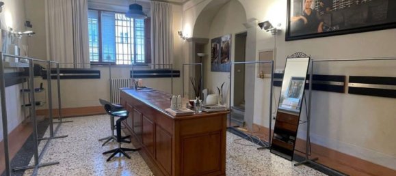 180m² Office in San Miniato, Italy No. 140841 9