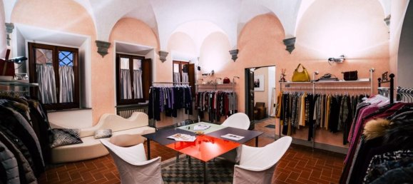 180m² Office in San Miniato, Italy No. 140841 2