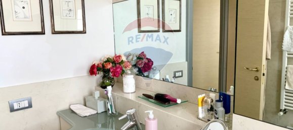 3 bedrooms Apartment in Treviolo, Italy No. 380816 11