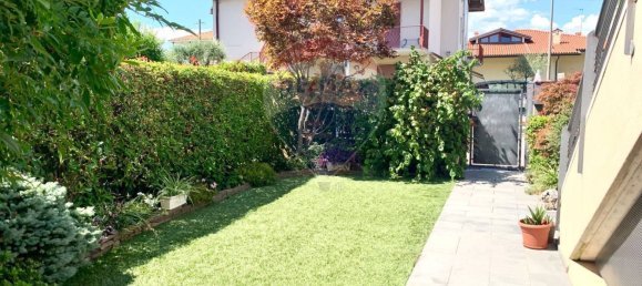 3 bedrooms Apartment in Treviolo, Italy No. 380816 24