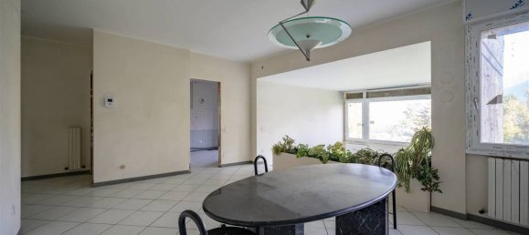 3 bedrooms Apartment in Malgrate, Italy No. 233416 9