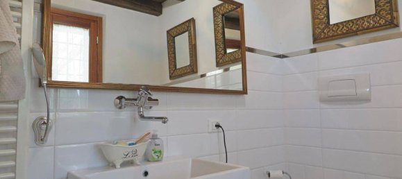 Villa de 5 habitaciónes en Villafranca in Lunigiana, Italy No. 146875 18