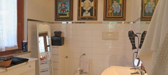 Villa de 5 habitaciónes en Villafranca in Lunigiana, Italy No. 146875 24