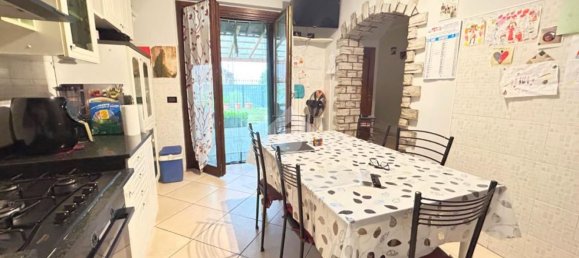 4 bedrooms Apartment in Usmate Velate, Italy No. 364630 6