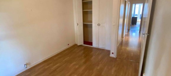 1 غرف نوم شقة في Argenteuil, France رقم 334361 3