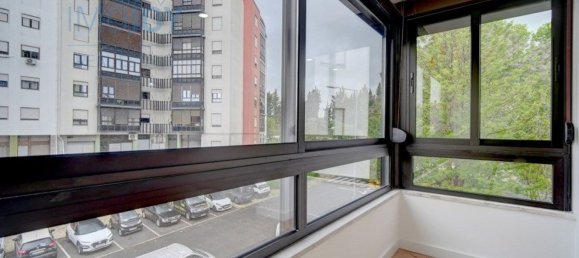 3 bedrooms Apartment in Loures, Portugal No. 15724 8