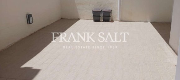 2 غرف نوم طابقين في Naxxar, Malta رقم 3903 2