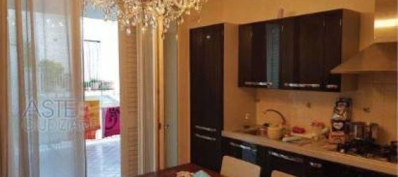 2 bedrooms Apartment in Ravenna, Italy No. 93582 8